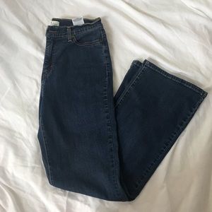 Levi’s 512 Perfectly Slimming Bootcut Jeans